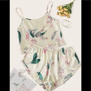Satin Floral Plus Size Pyjama Set
